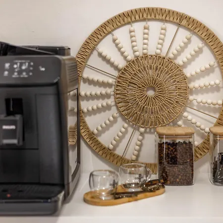 4 Twins - Апартаменти Барі