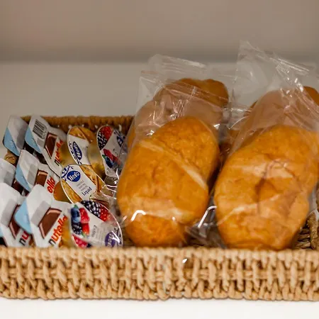 4 Twins - * バーリ