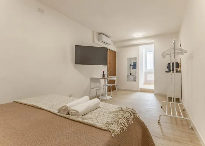 4 Twins - Apartment *